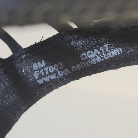 Born Black Leather Sandals Womens 8 - Picture 8 of 10